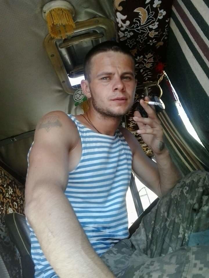  19828455  , 32 ,    