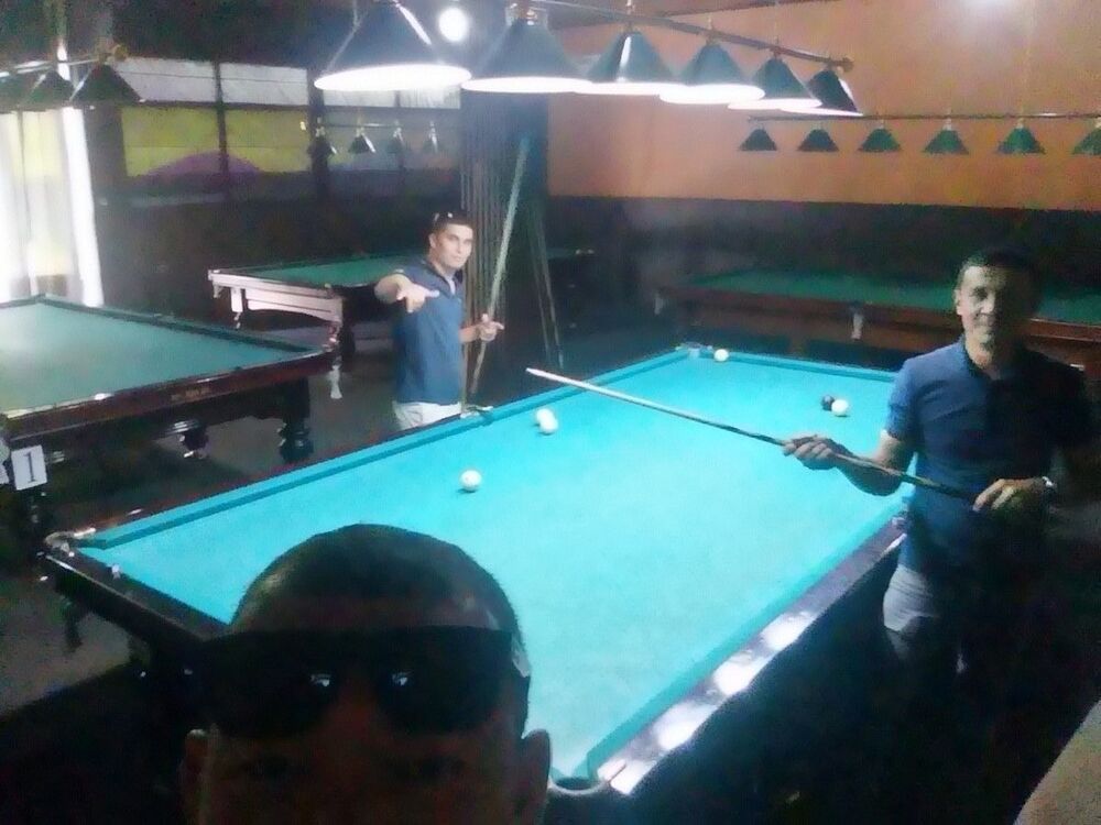  16757235  Bek, 31 ,    