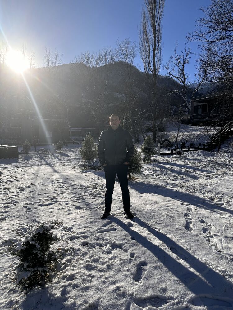  ,   Ferid, 39 ,   ,   