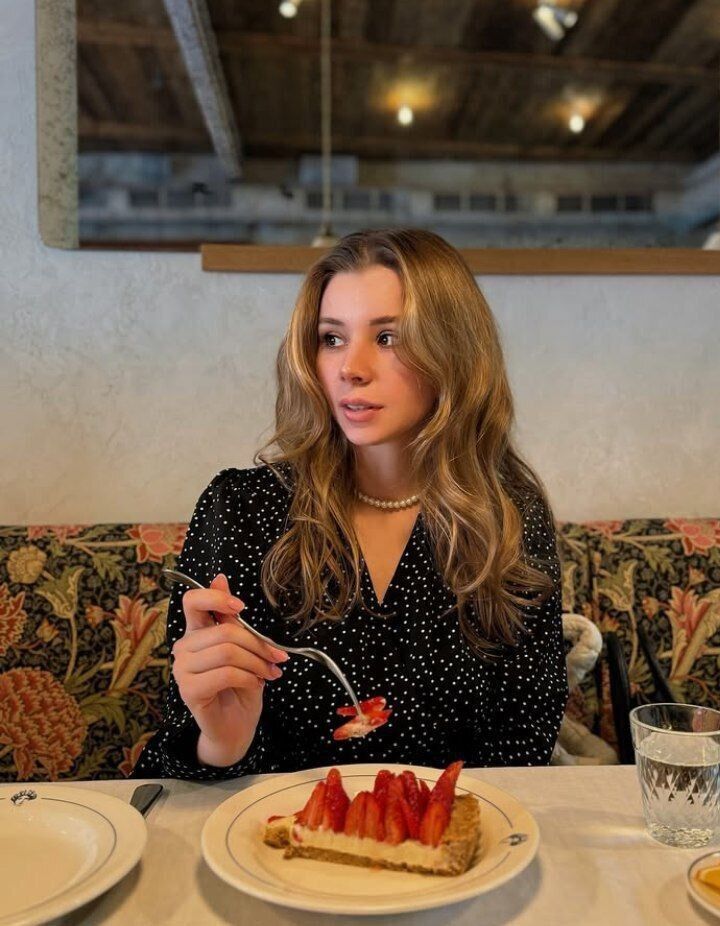 ���� 49413635 ������� PolinkA, 33 ����, ���� ���������� � �������