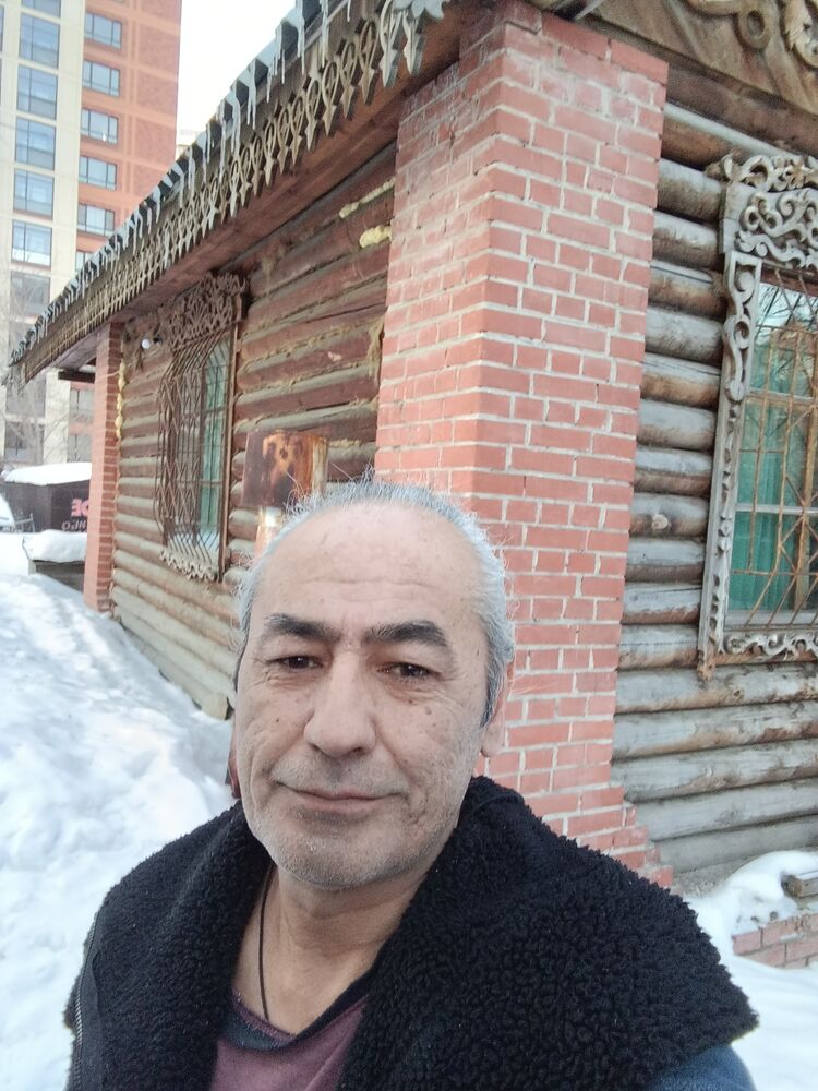  41829765  Alisher, 58 ,    