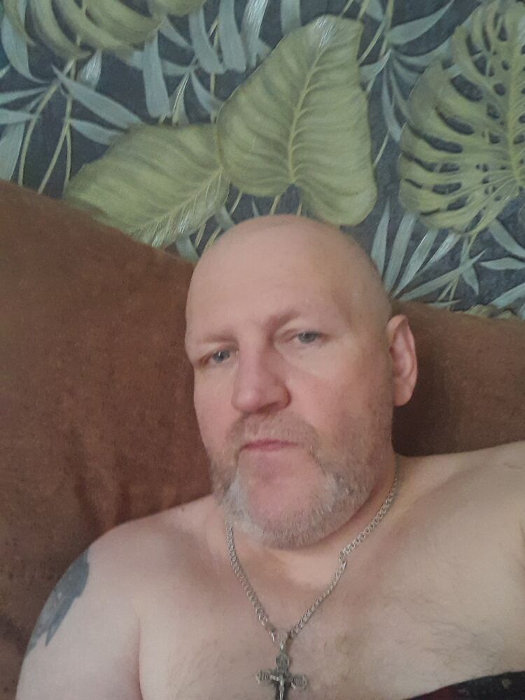 43792605  , 52 ,    