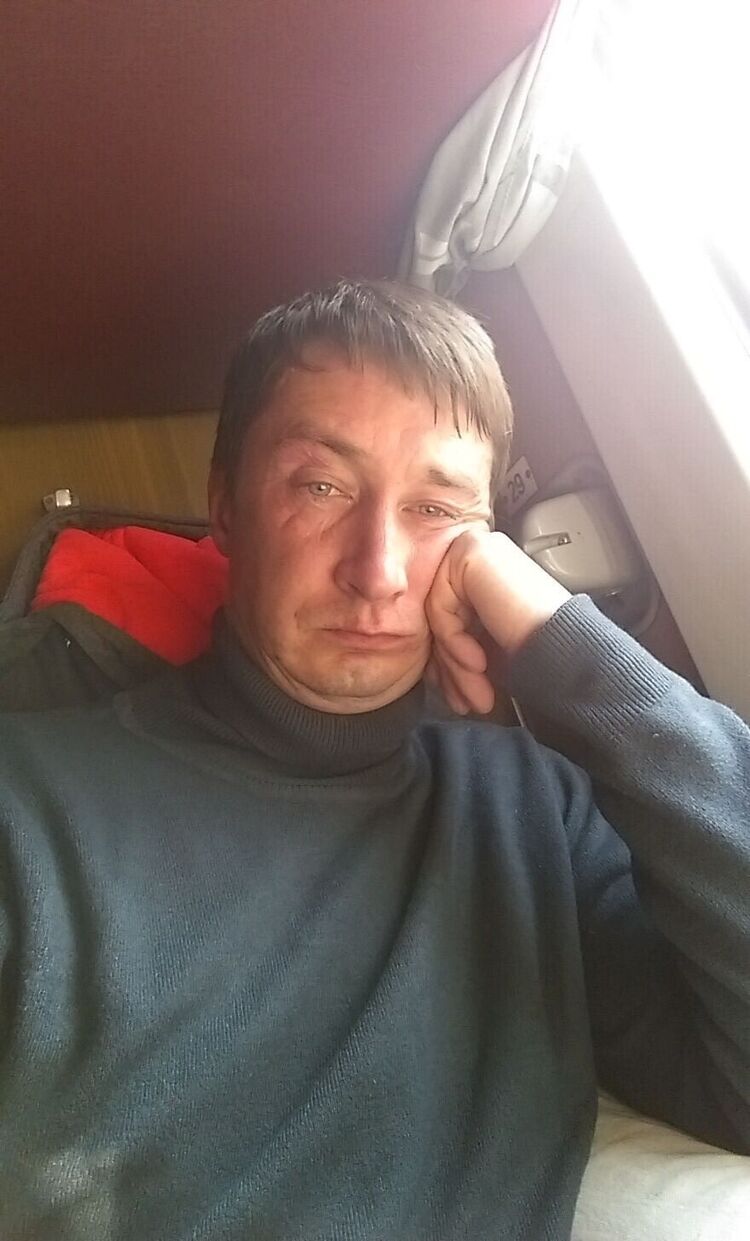  24152185  , 37 ,    Tychy