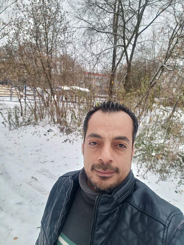  48085785  Shawgi, 39 ,    