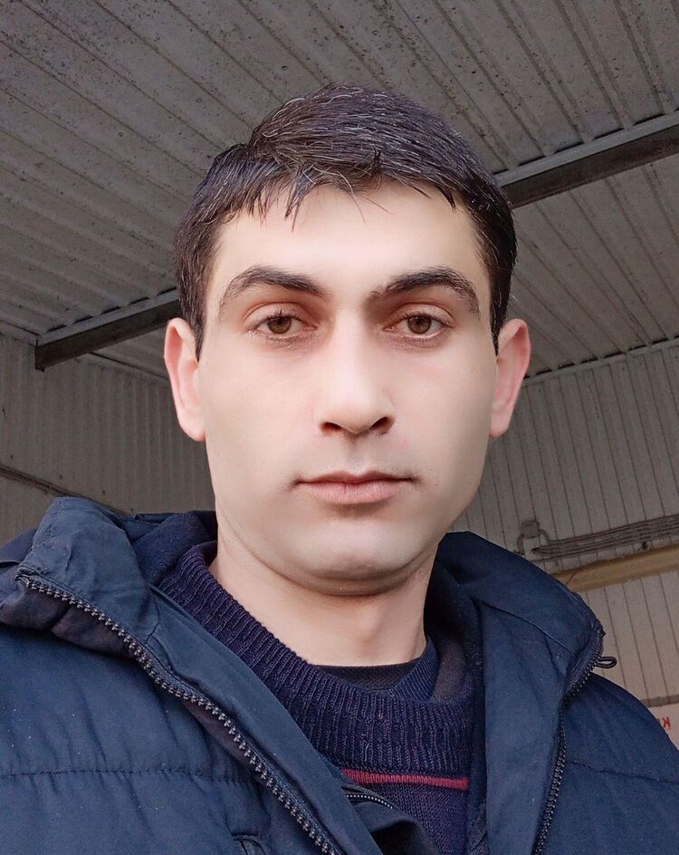  33300245  , 39 ,    