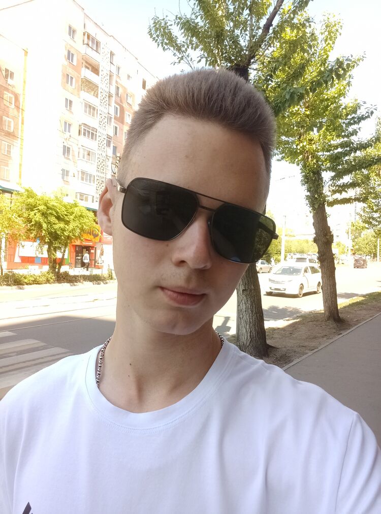  45114765  , 21 ,    -