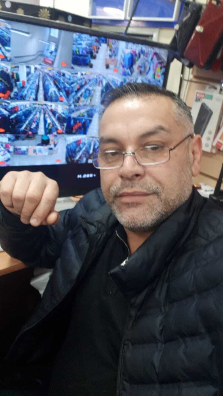  31327335  , 52 ,    
