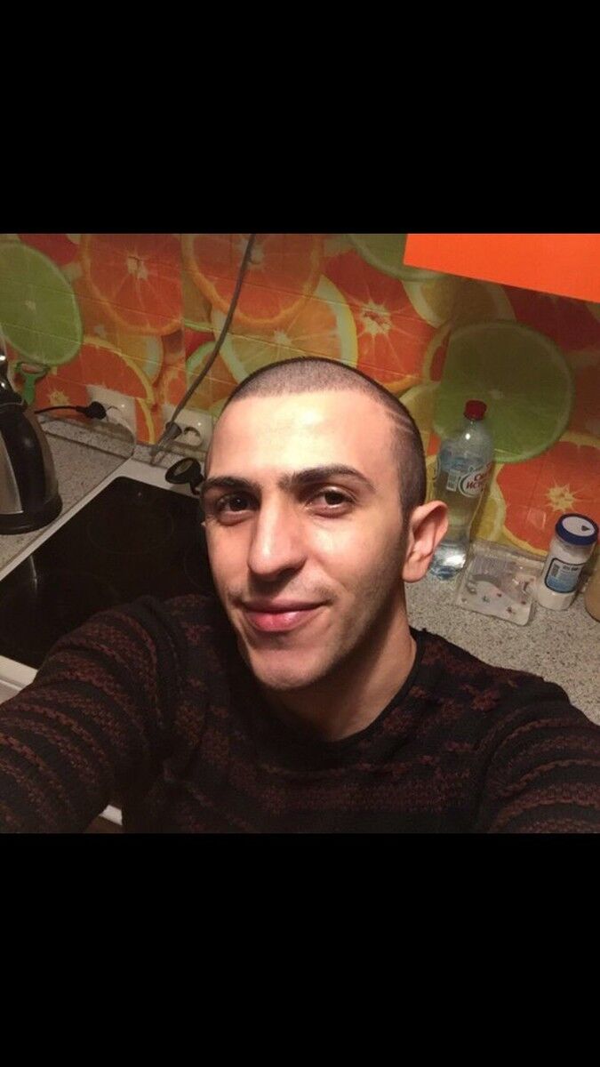  -,   Hussein, 33 ,   ,   , c 