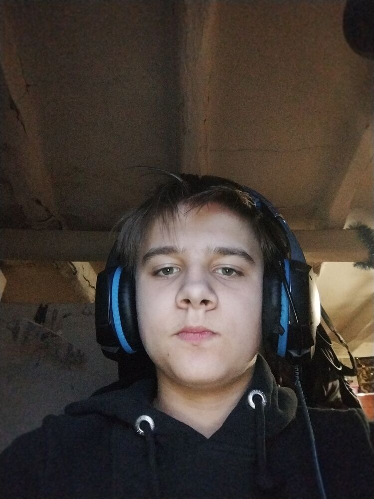  40597855  , 74 ,    