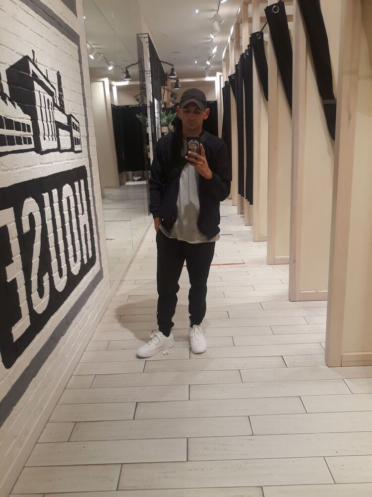  ,   Maksim, 32 ,     , c , 