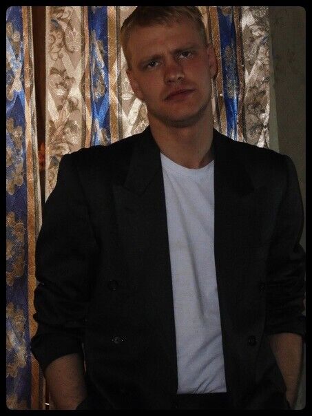  32356445  Alexander, 36 ,    