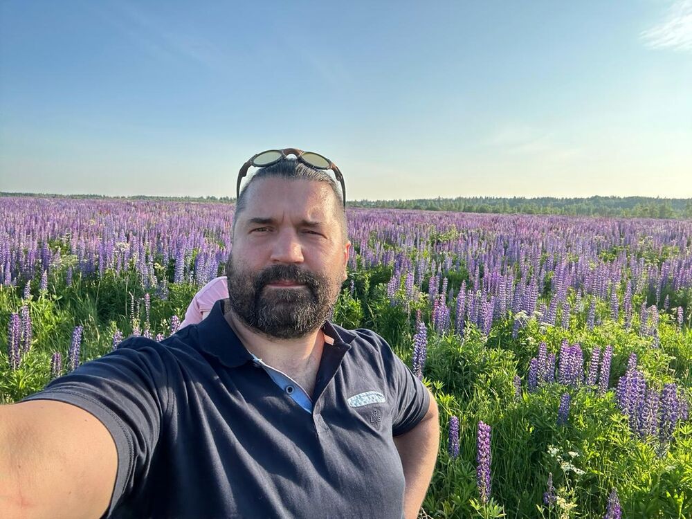  35394575  Alex Vinni, 45 ,    -