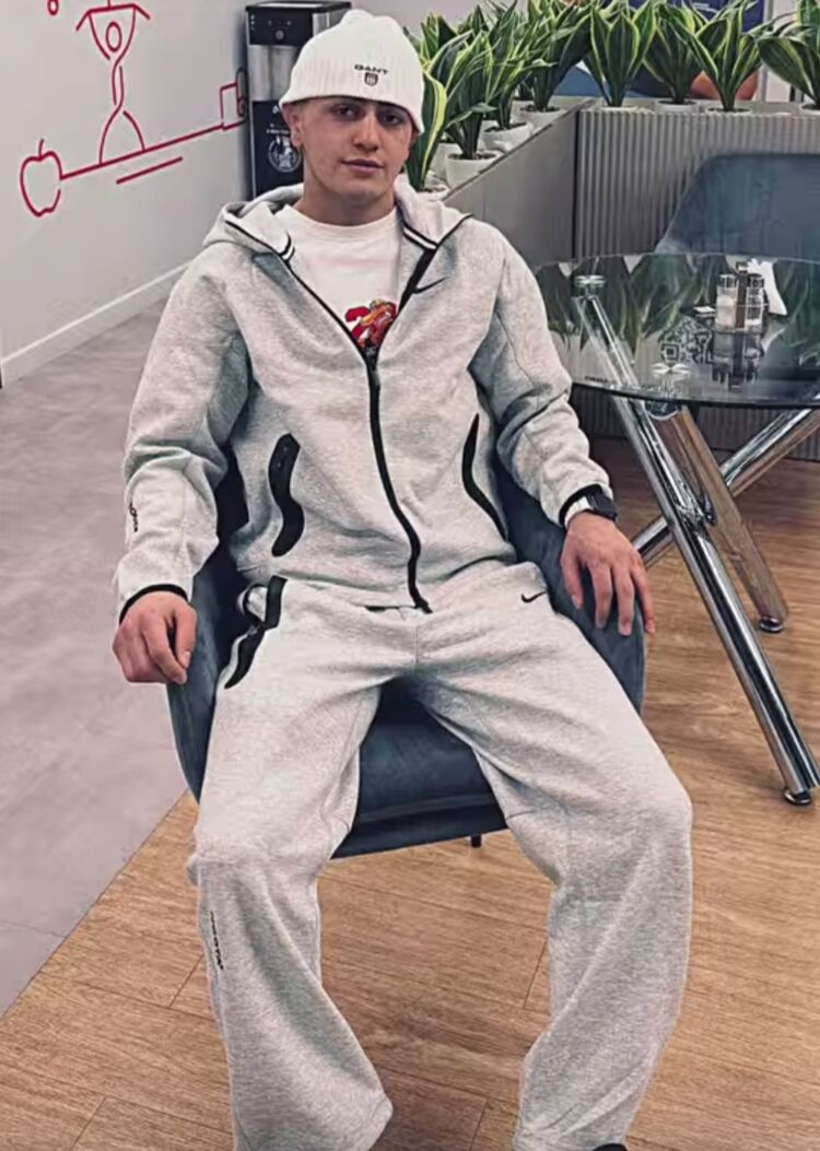  ,   , 24 ,   ,   