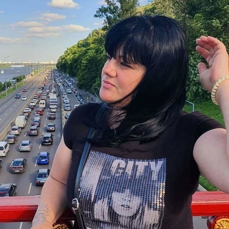  19156005  Olya, 46 ,    