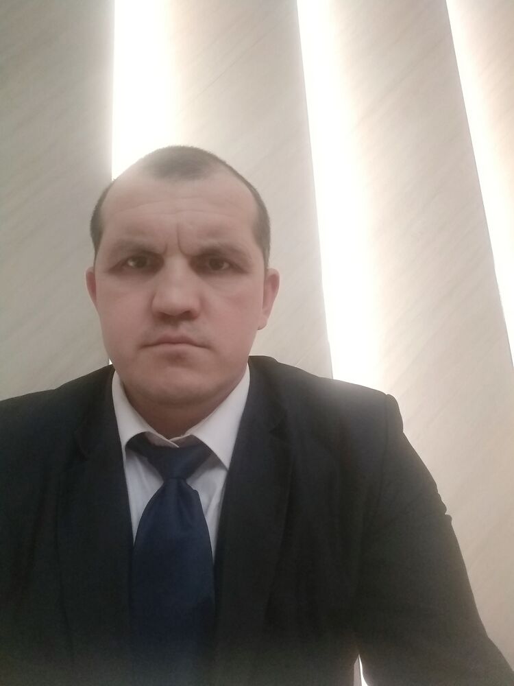  47546105  Vladimir, 46 ,    