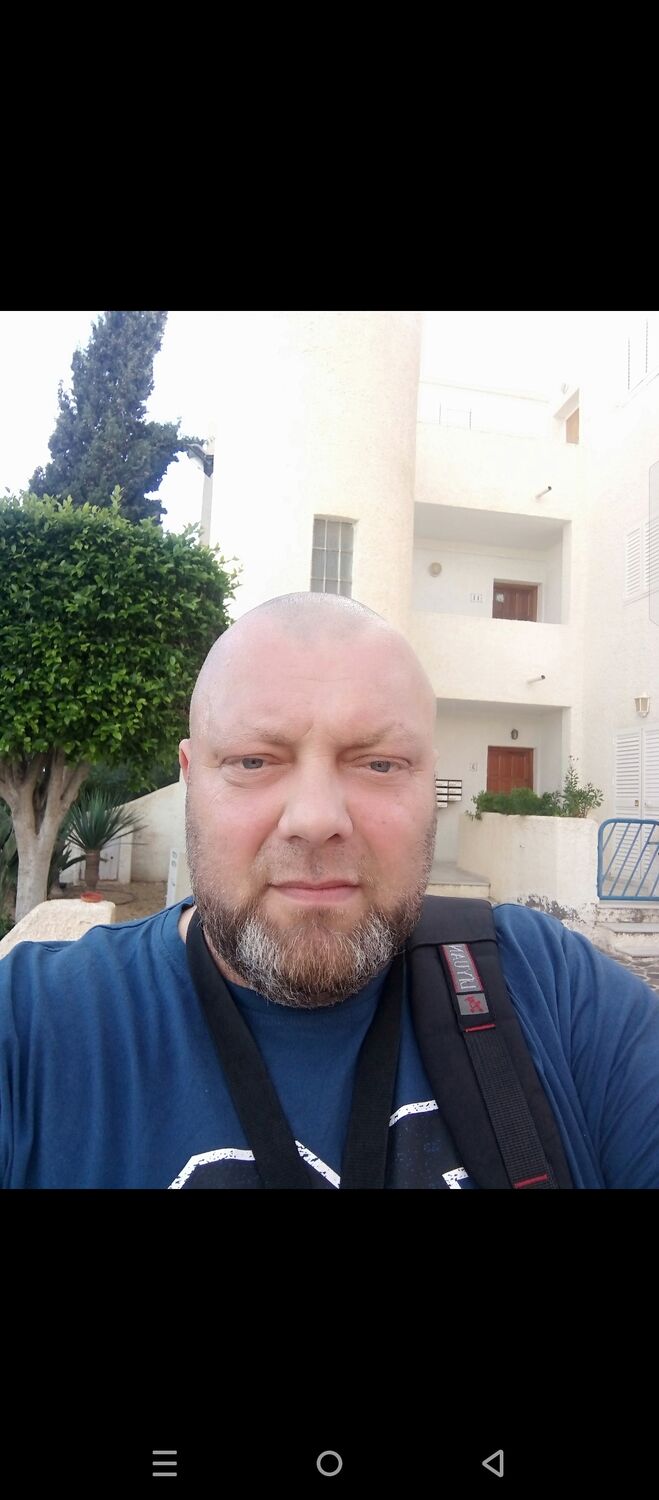  Dordrecht,   Ruslan, 47 ,   ,   