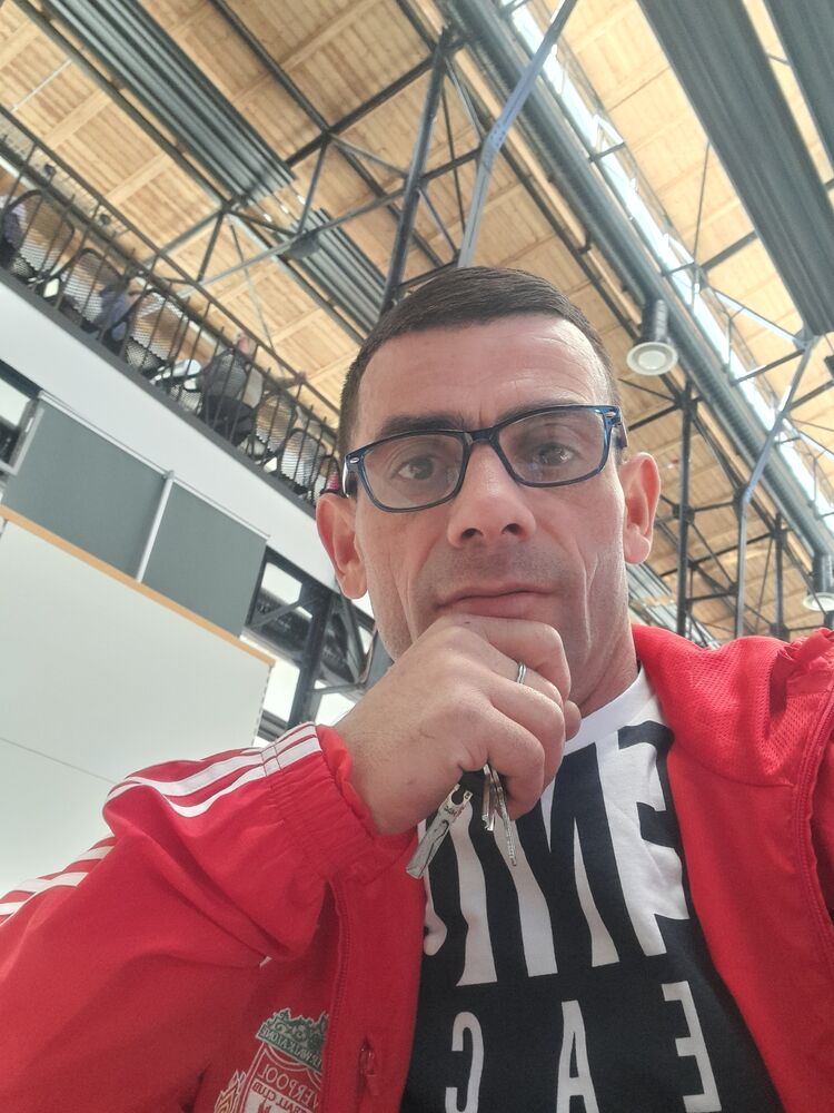  26702305  Ramin, 40 ,    