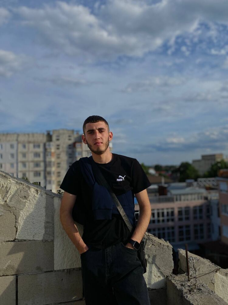  45874505  Vadim, 22 ,    