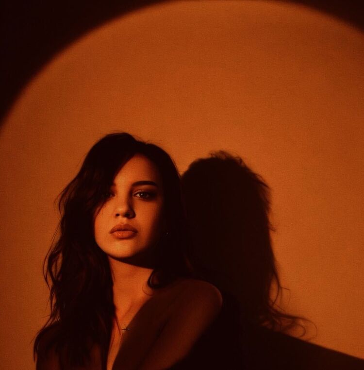  --,   , 21 ,   ,   