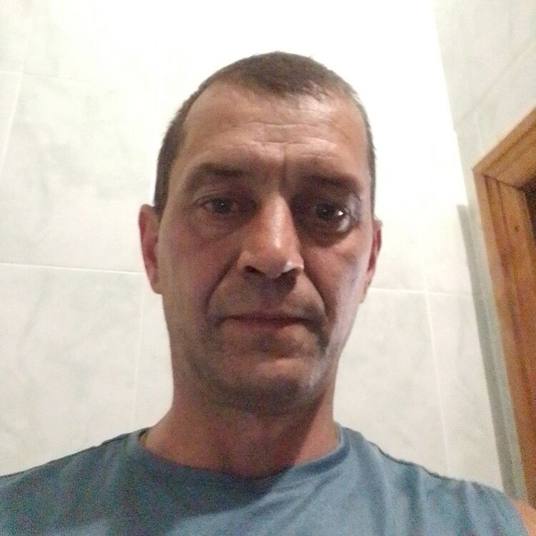  42255745  , 49 ,    