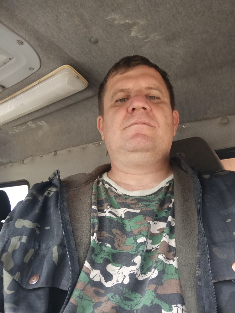  45483235  Huseyin, 44 ,    