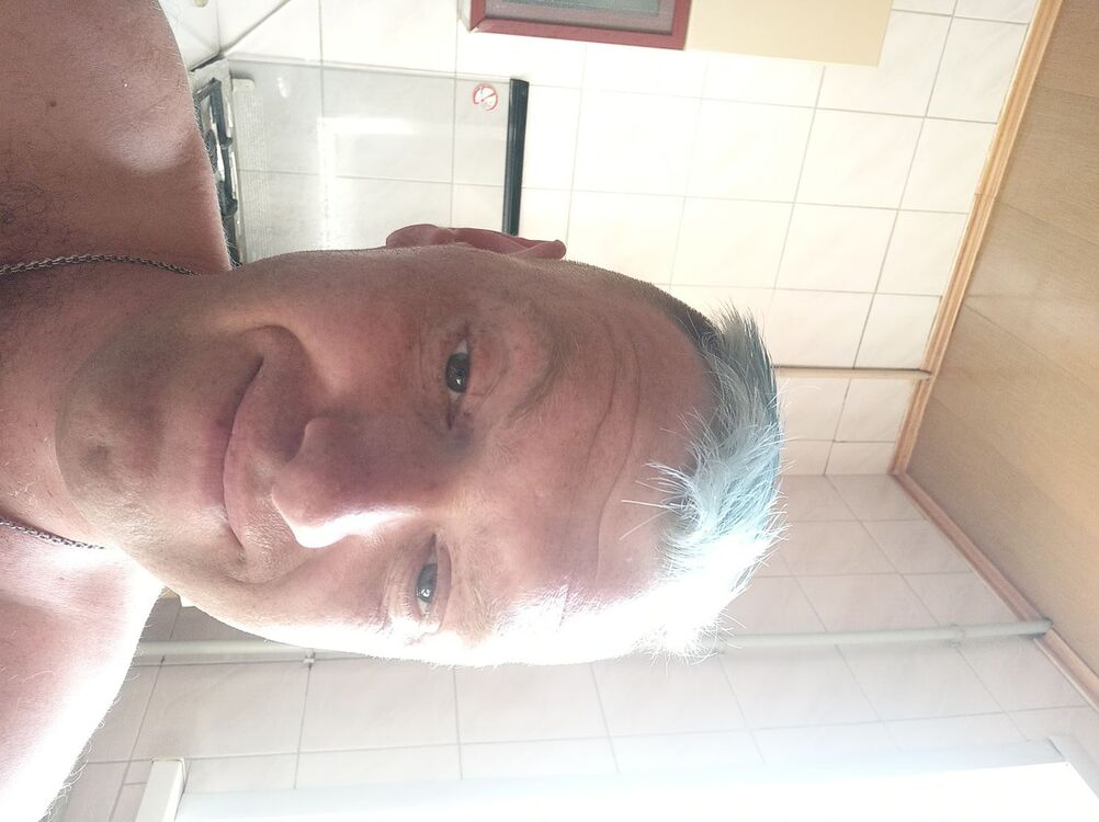  37029215  , 34 ,    