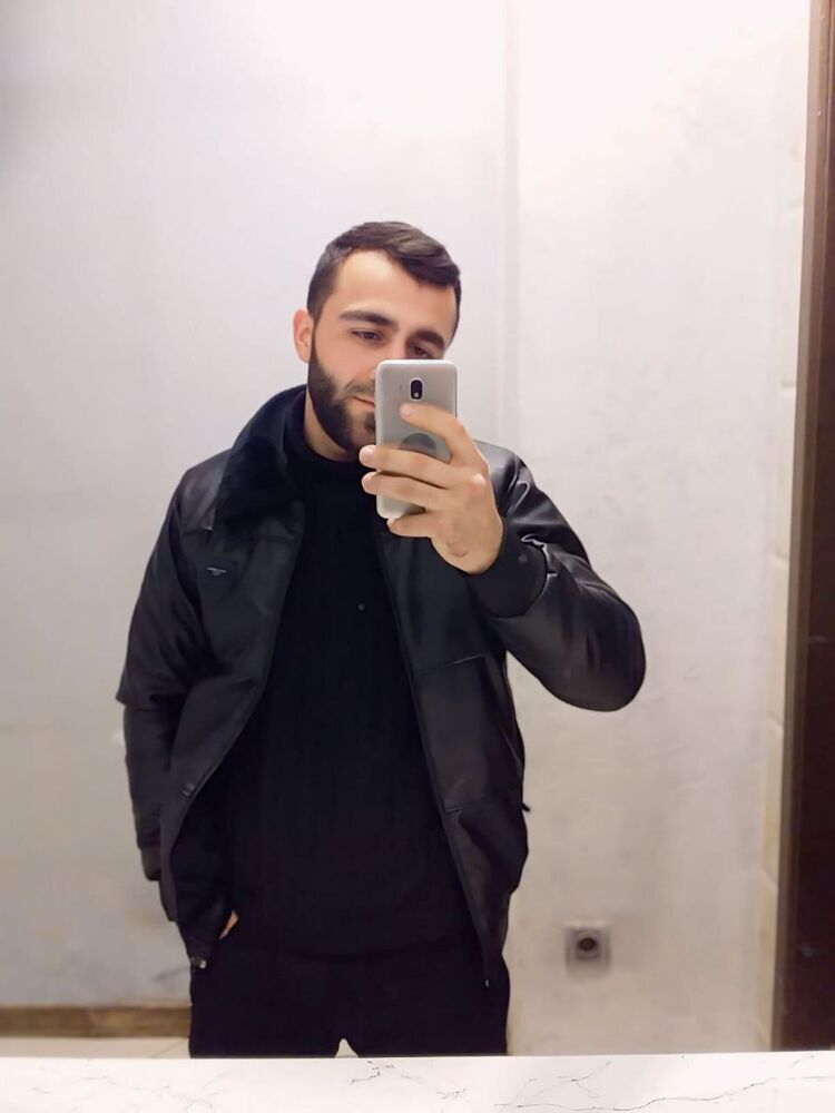  46615805  Rauf, 28 ,    