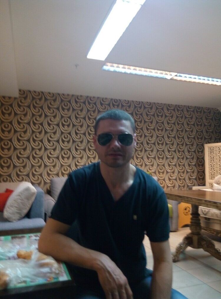  ,   Ruslan, 45 ,   ,   , c 