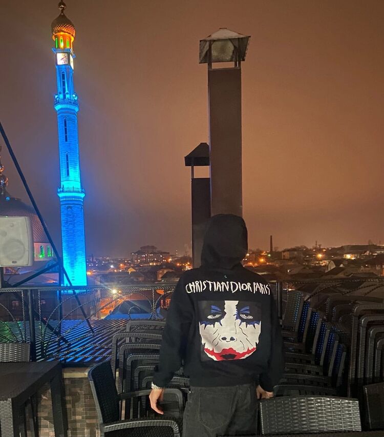  ,   , 28 ,   ,   