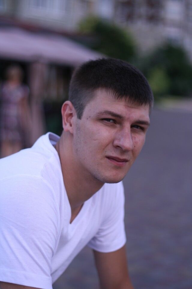  10896225  Djeksan, 39 ,    