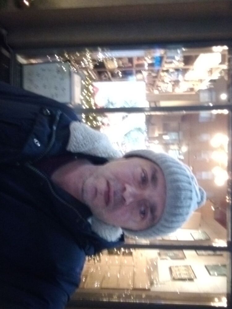 34231535  Mikhail, 47 ,     