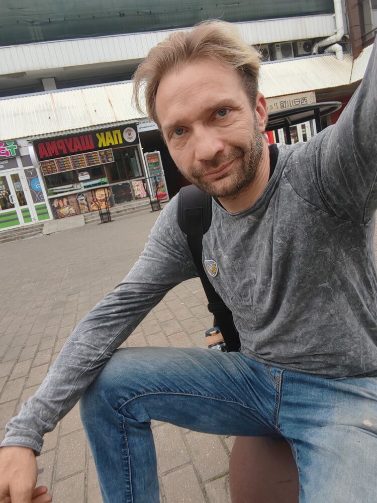  ,   Kellayj, 43 ,   ,   