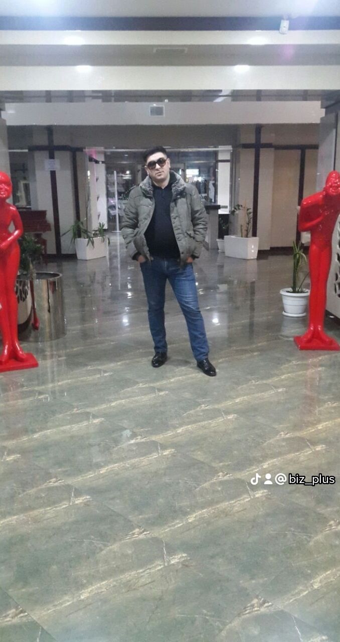  31337475  Behruz, 39 ,    