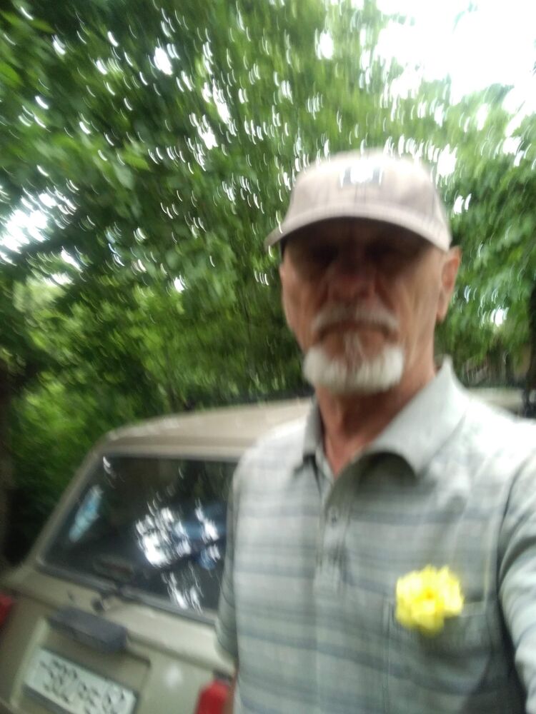  25352135  , 70 ,    