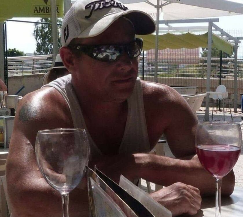 ���� 35625375 ������� Luka, 49 ���, ���� ���������� � ������������