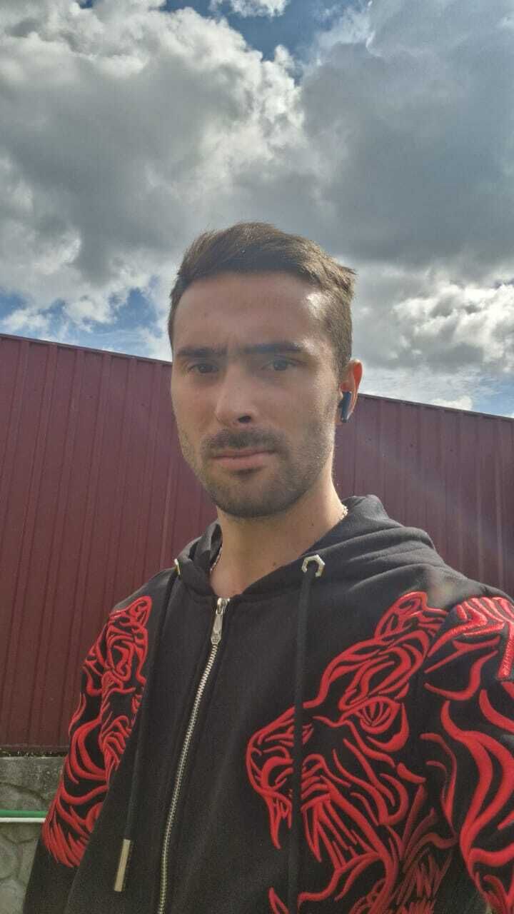  53205885  , 33 ,    