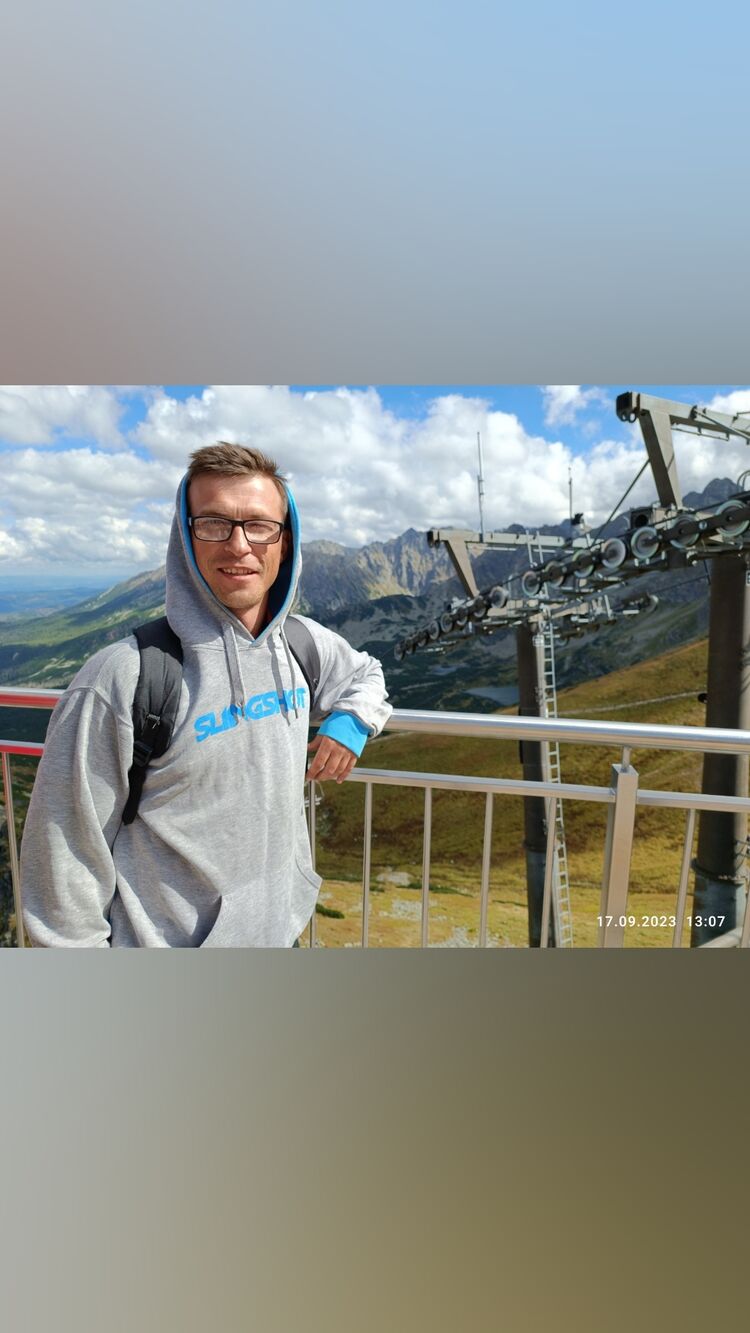  37969825  Dzmitry, 34 ,    