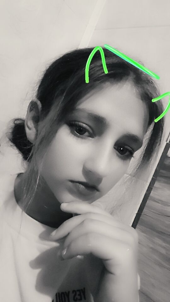  39267455  Varvara, 20 ,     