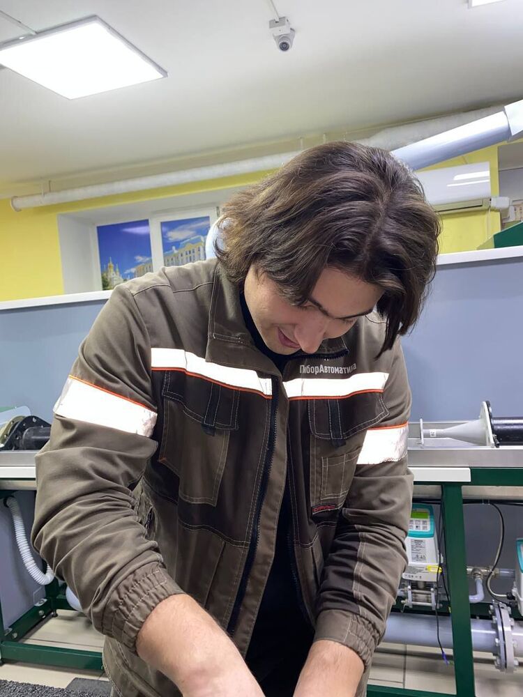 ���� 38303325 ������� ������, 28 ���, ���� ���������� � ������