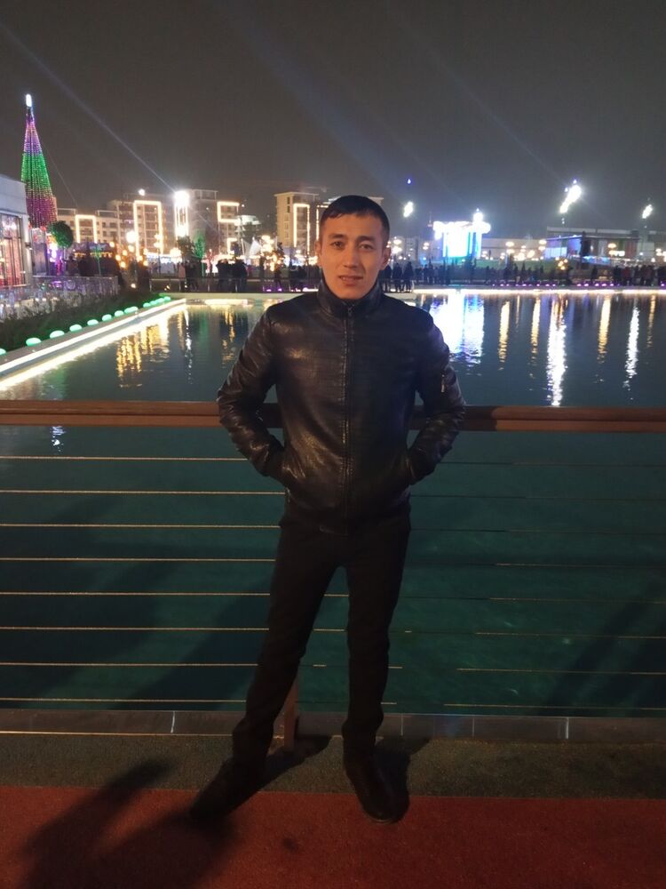  18605185  , 31 ,    