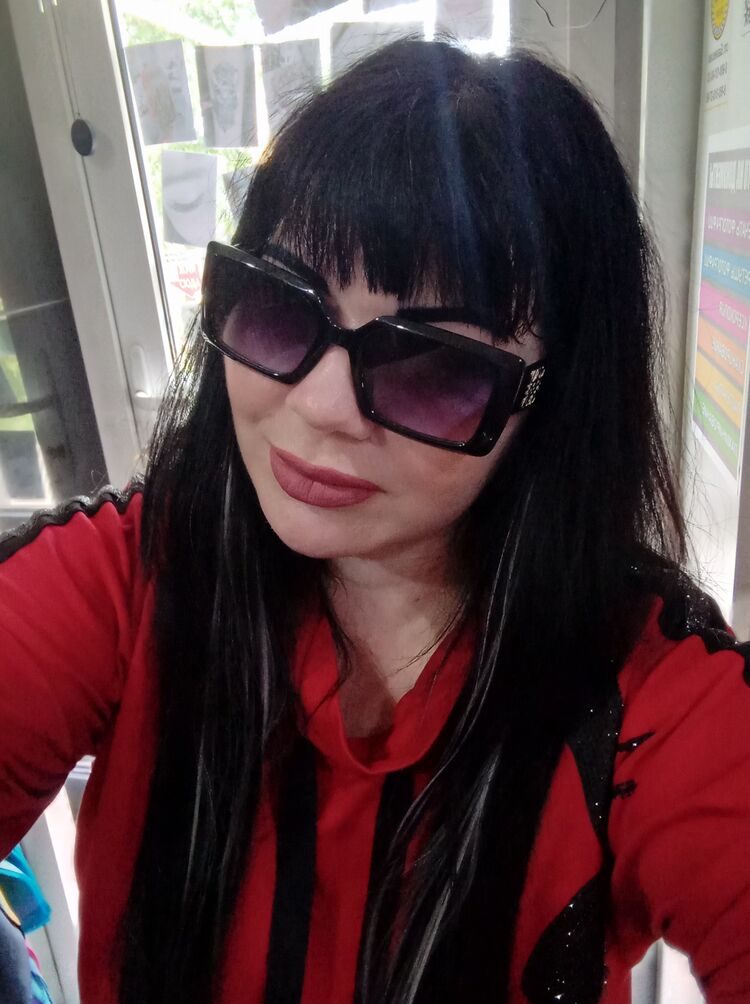  52454315  , 34 ,    --