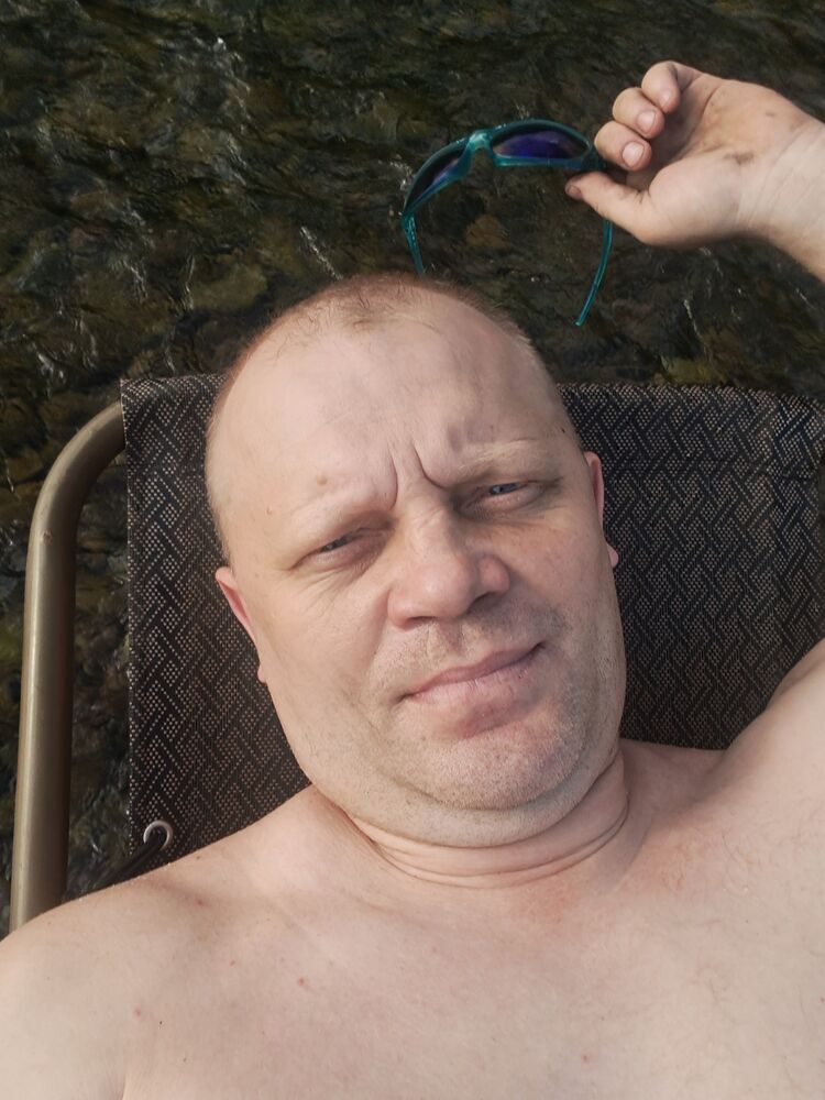  52835335  , 41 ,    