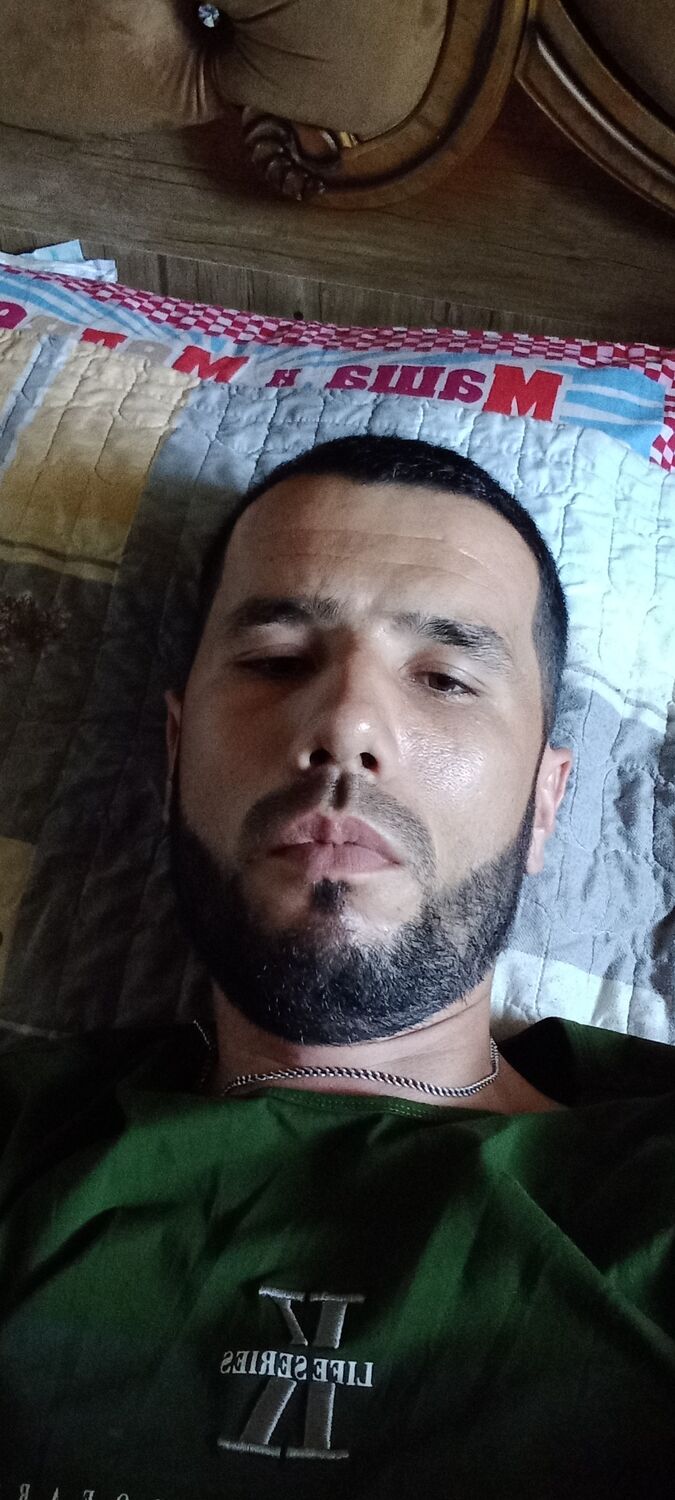  28645135  , 30 ,    