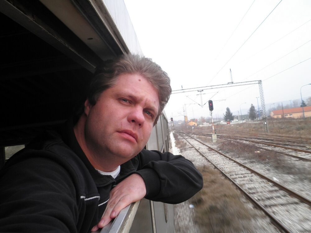  ,   Goran, 51 ,   ,   