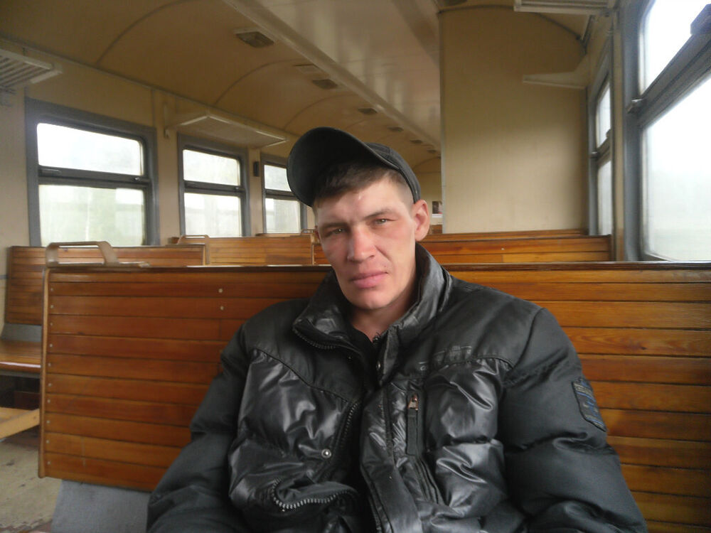  46307745  , 49 ,    