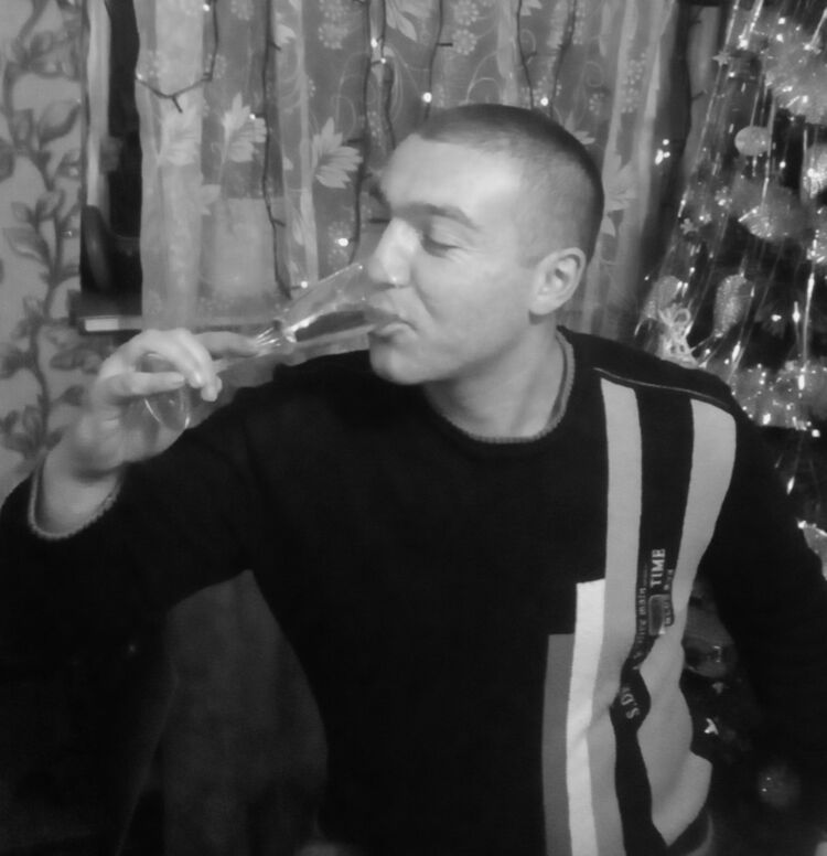 ,   Rustam, 35 ,   ,   , c 