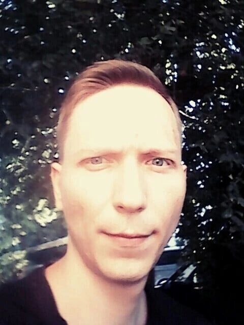  52685795  Sergei, 34 ,    