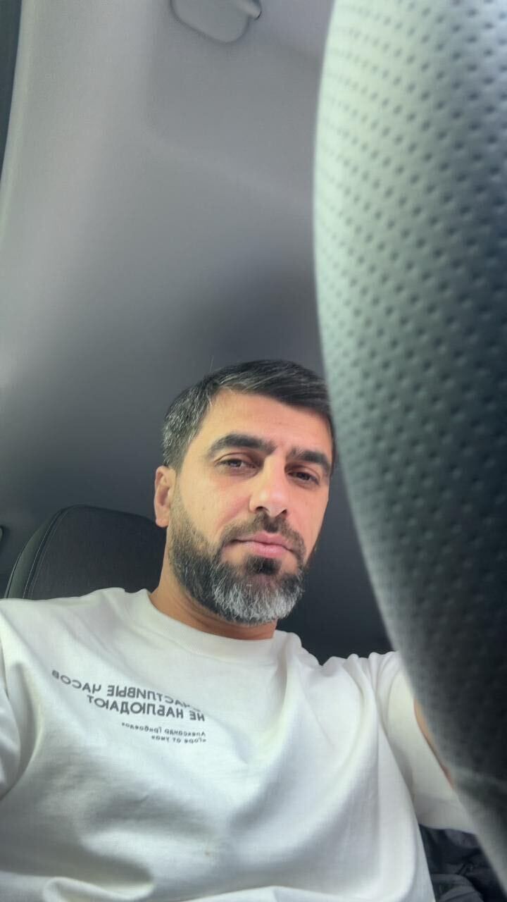  52985435  , 39 ,    