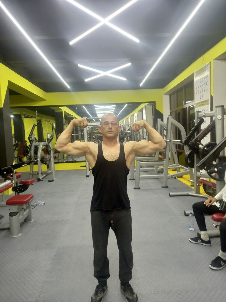  ,   Zoyir, 47 ,   ,   , c , 