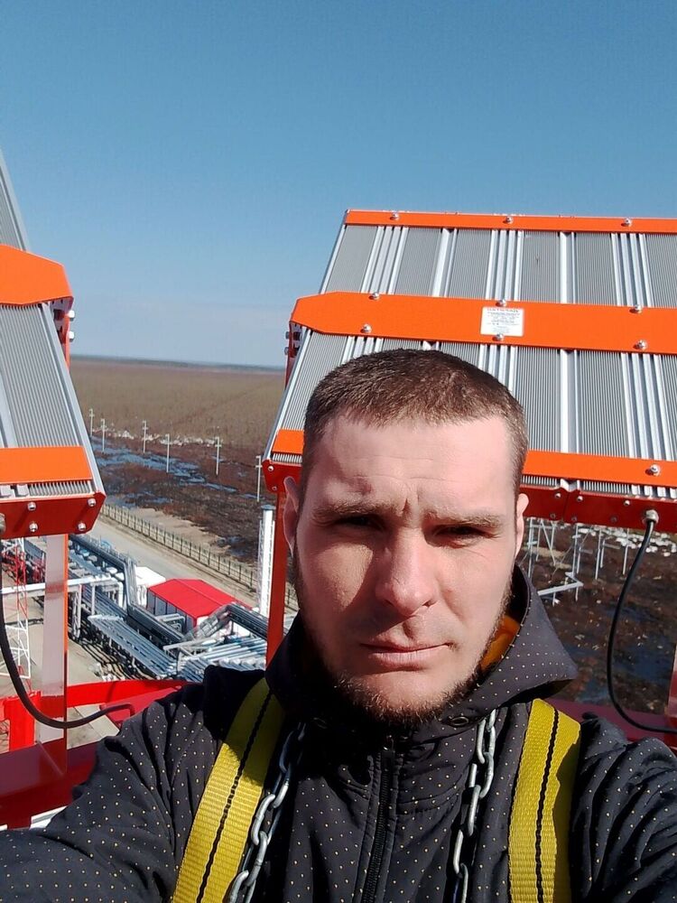  47995235  Vladimir, 31 ,    